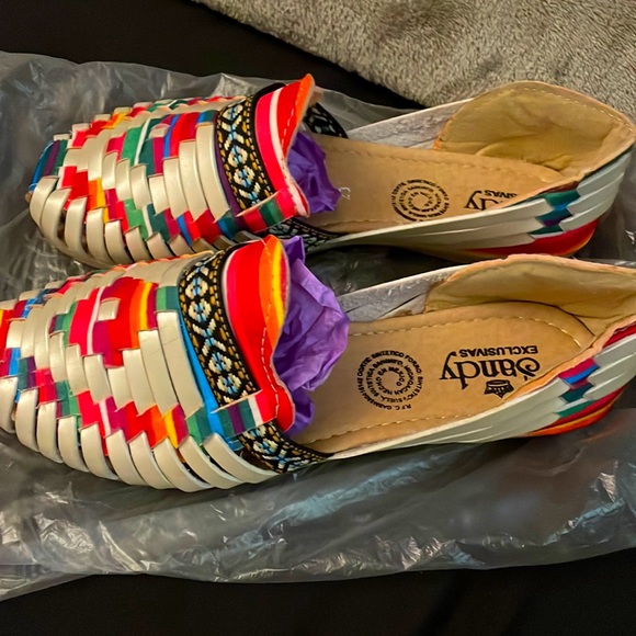 Huarache Sandals - Picture 1 of 4